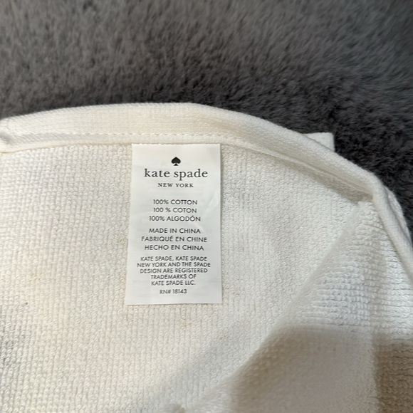 NWT Kate Spade Starburst kitchen towels | set of 2 - Picture 4 of 5